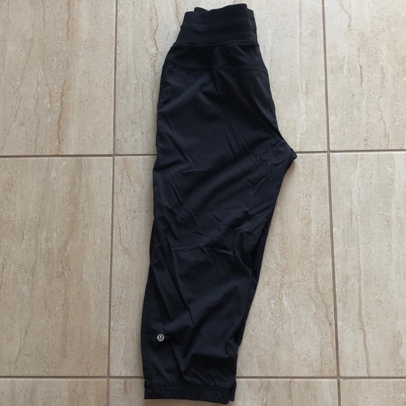 Lululemon Dance Studio Crops - Picture 2 of 4